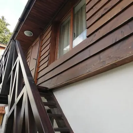 студио в близост до църквата и центъра на града * Bansko