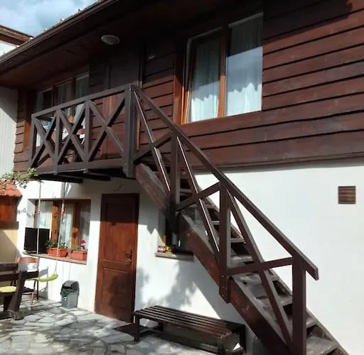 Apartamento студио в близост до църквата и центъра на града *